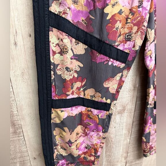 Anthropologie Floral Print Pants - Black and Pink - Picture 6 of 9